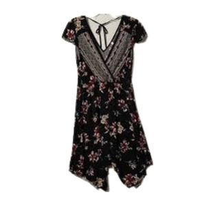 Xhilaration‎ size M floral dress, asymmetrical and v-neck